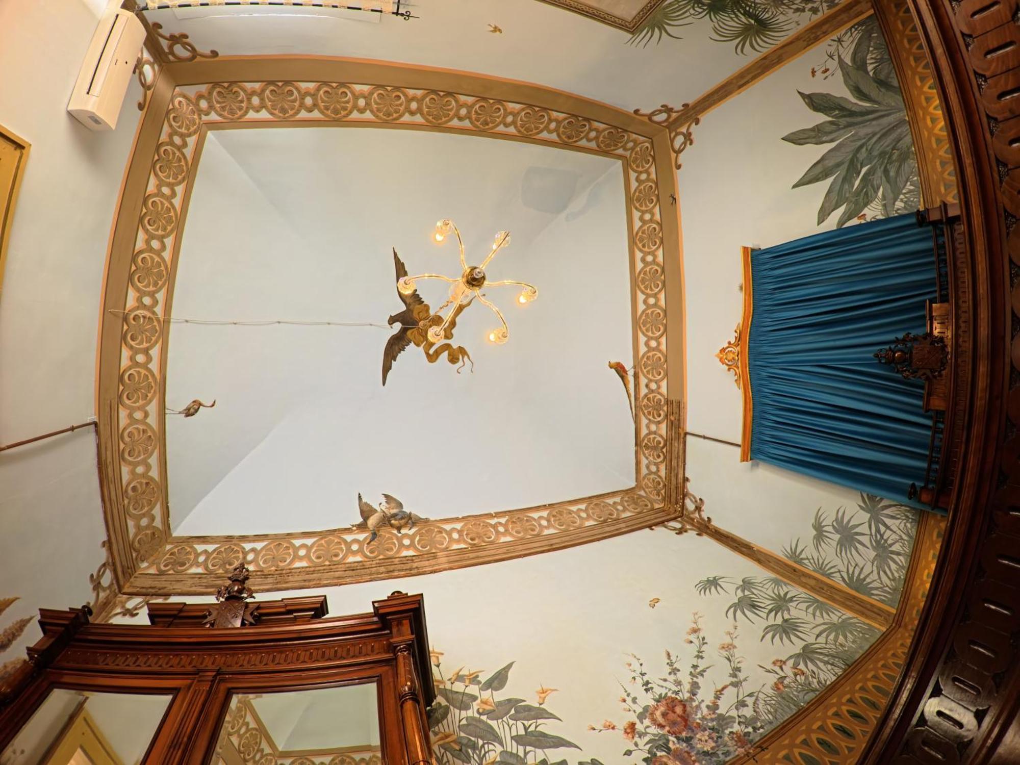 Palazzo Framarino Dei Malatesta - Noble Floor - XIV Century Giovinazzo Kültér fotó