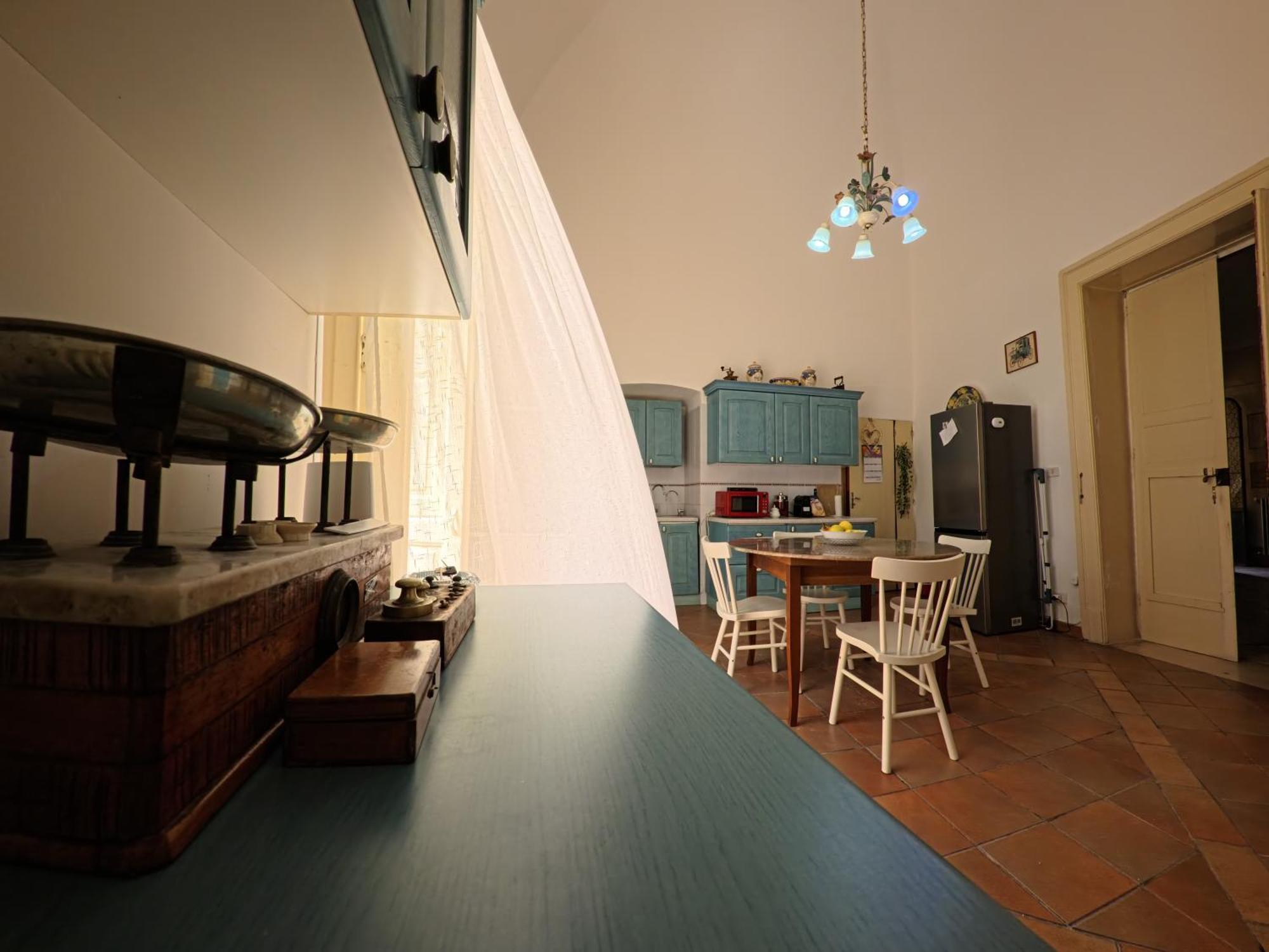 Palazzo Framarino Dei Malatesta - Noble Floor - XIV Century Giovinazzo Kültér fotó