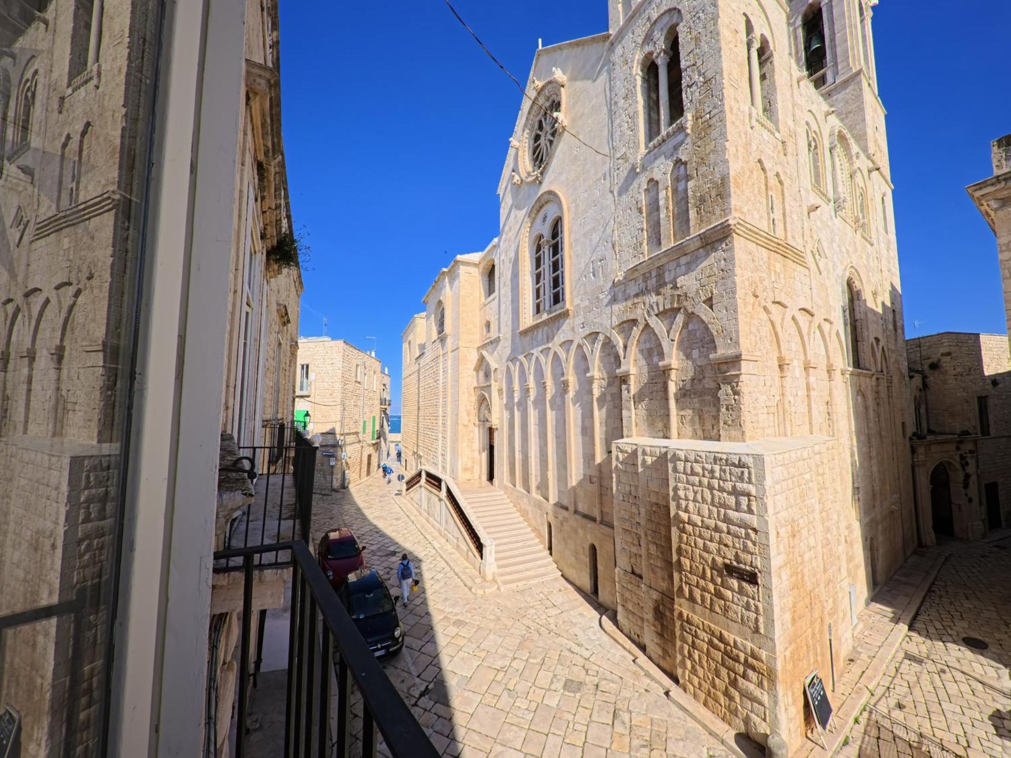 Palazzo Framarino Dei Malatesta - Noble Floor - XIV Century Giovinazzo Kültér fotó