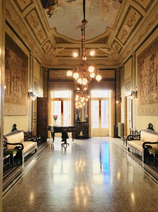Palazzo Framarino Dei Malatesta - Noble Floor - XIV Century Giovinazzo Kültér fotó